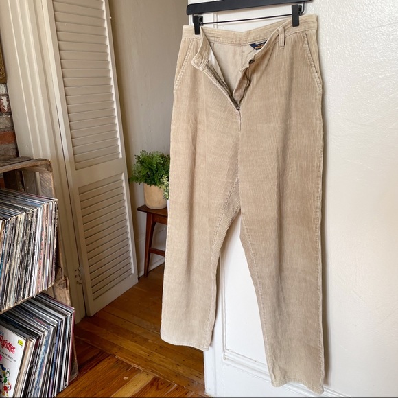 Vintage Woolrich Corduroy High Rise Pants- 31” waist - Picture 13 of 16